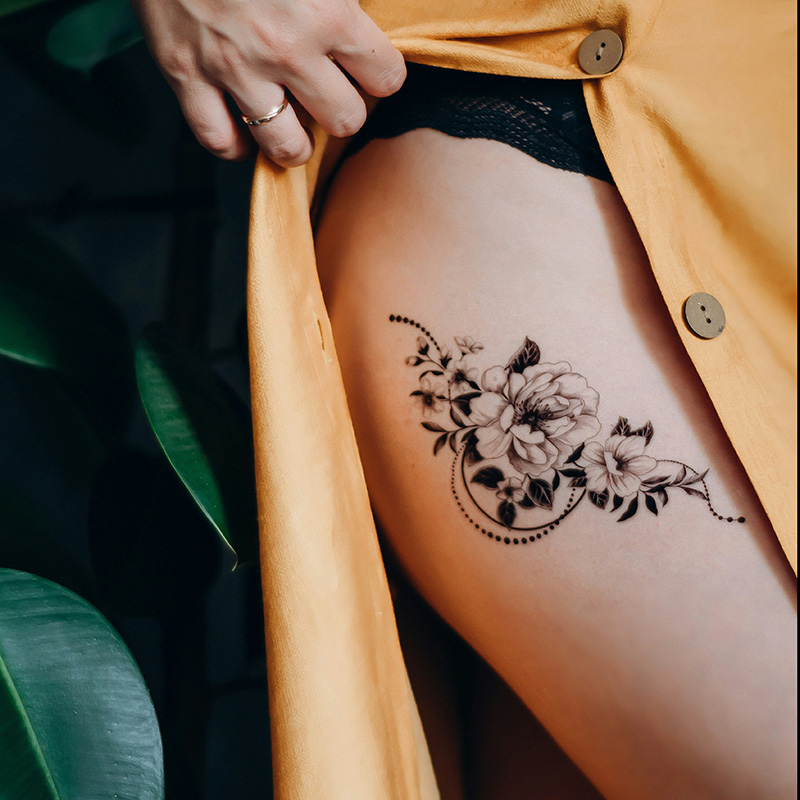 Flash tattoo style